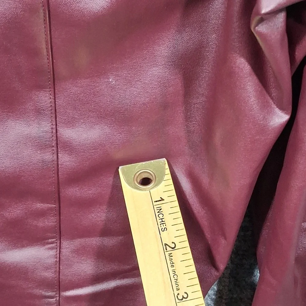 A New Day Womens Faux Leather Split Hem Leggings Burgundy Wine High Rise Size L‎